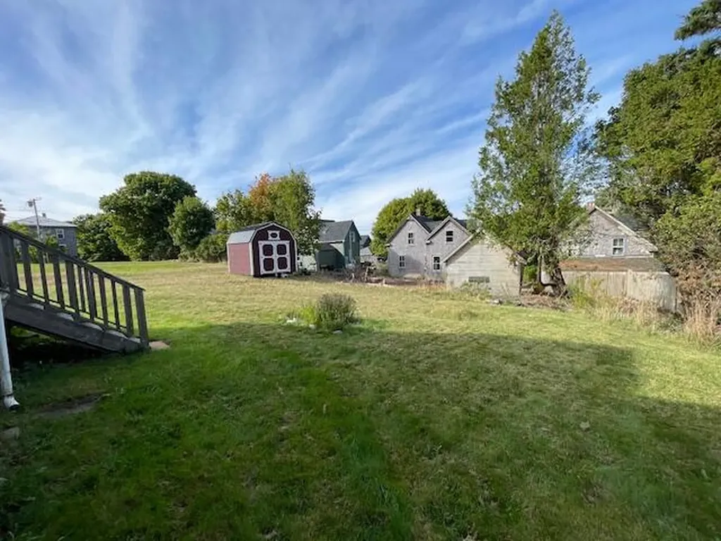 17 Pleasant Street Eastport ME 04631