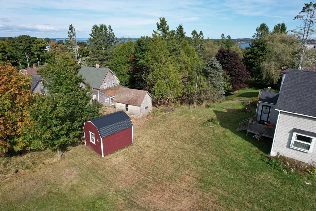 17 Pleasant Street Eastport ME 04631