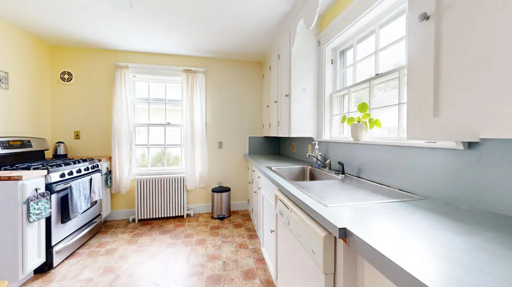 116 Summer Street Rockland ME 04841