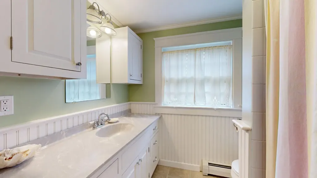 116 Summer Street Rockland ME 04841