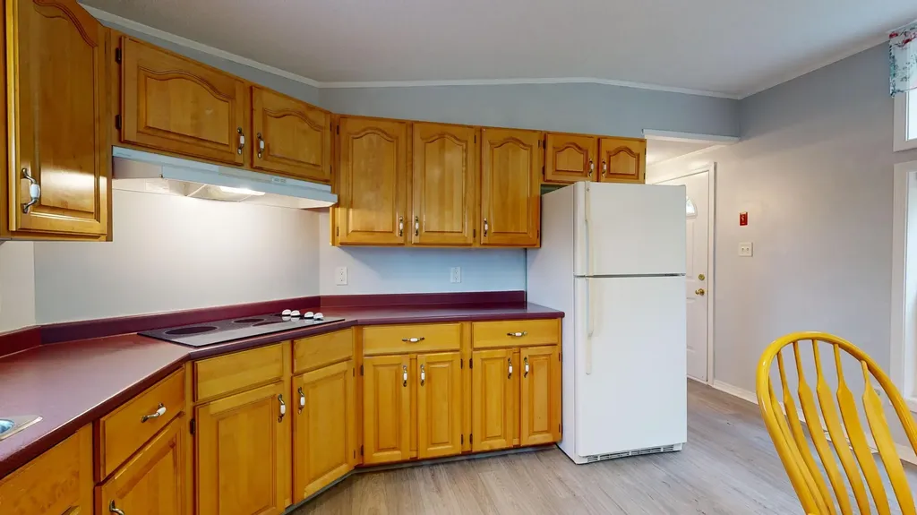 20 Grove Street Sabattus ME 04280