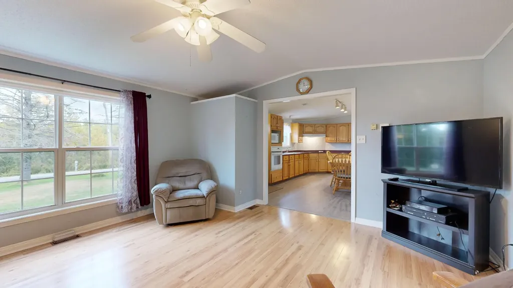 20 Grove Street Sabattus ME 04280