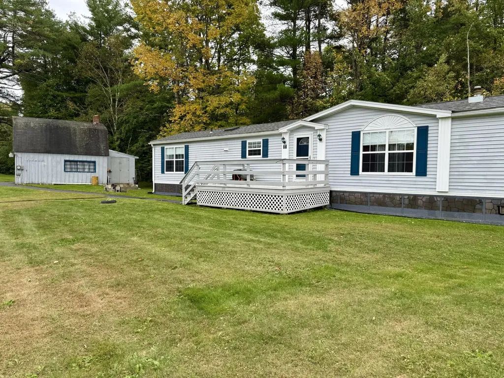 20 Grove Street Sabattus ME 04280