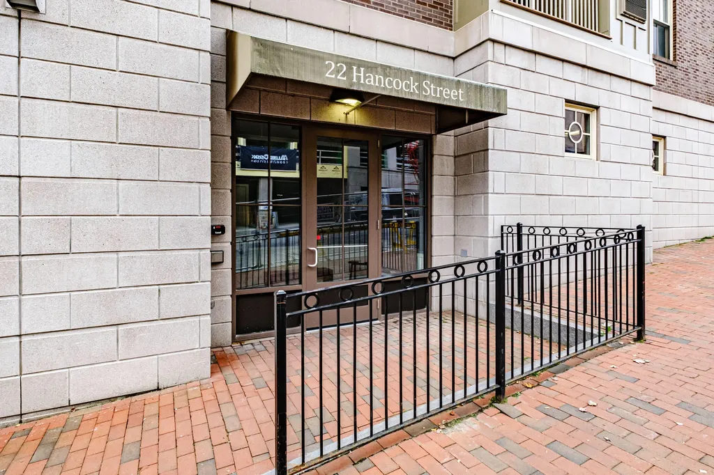 22 Hancock Street Portland ME 04101