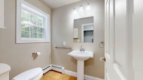 516 Falmouth Road Windham ME 04062