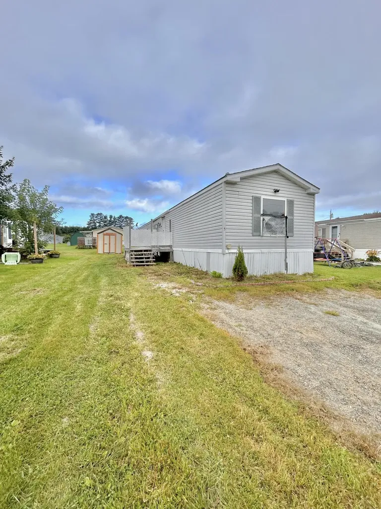 5 Nicole Drive Waterville ME 04901