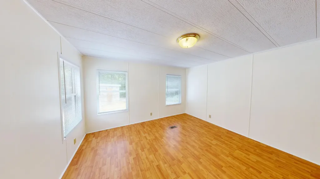 909 Ridge Road Windsor ME 04363