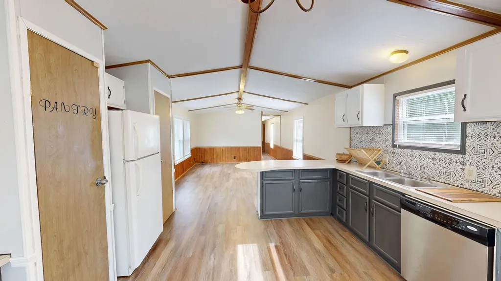 909 Ridge Road Windsor ME 04363
