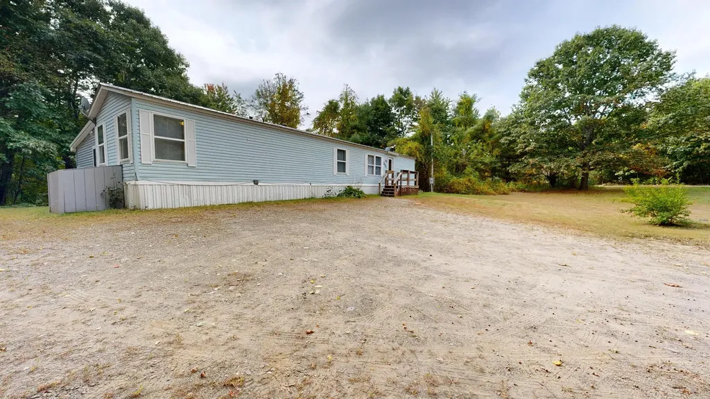 909 Ridge Road Windsor ME 04363
