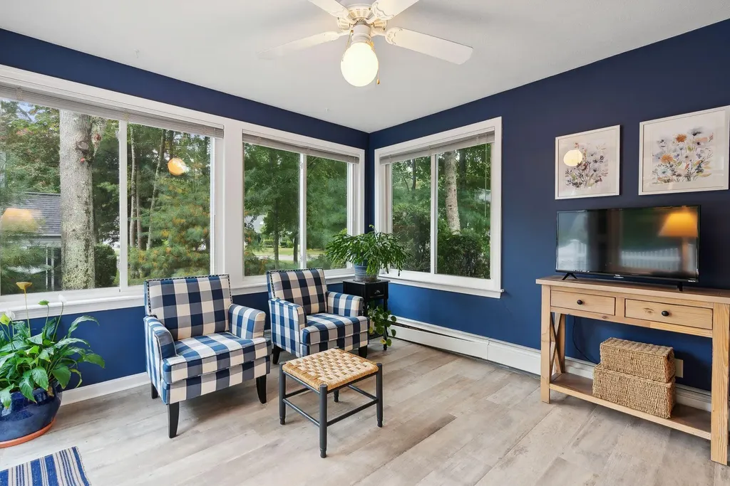 14 Stratford Place Kennebunk ME 04043