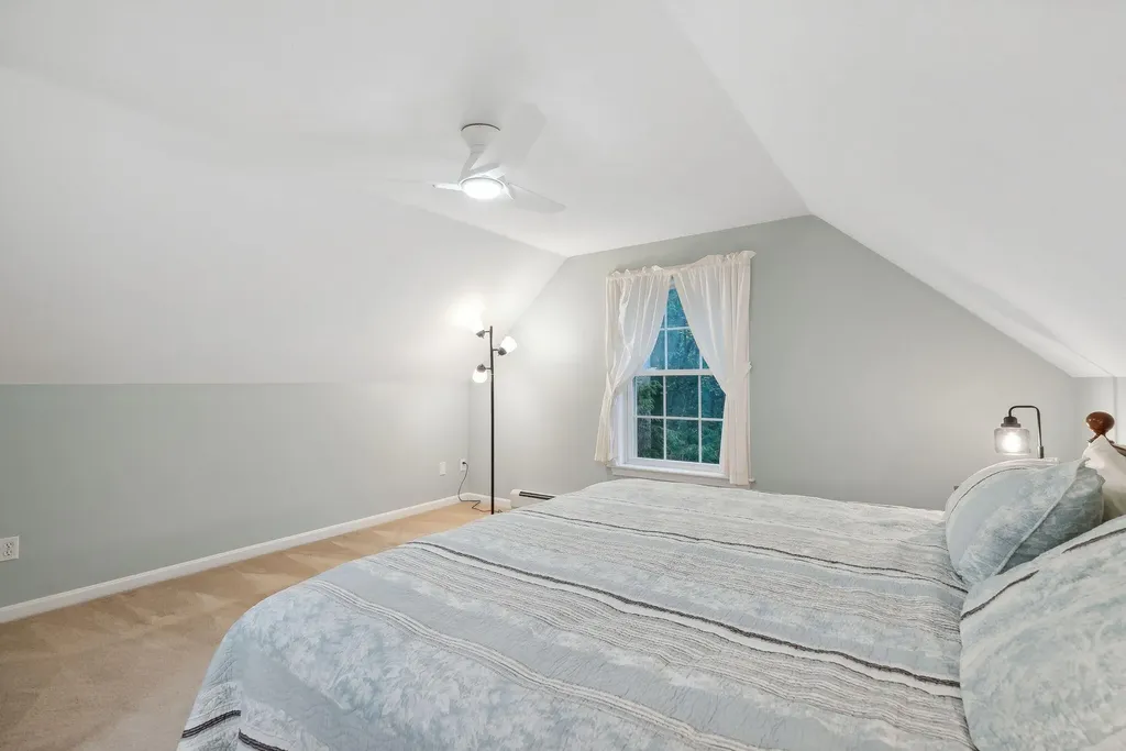 14 Stratford Place Kennebunk ME 04043