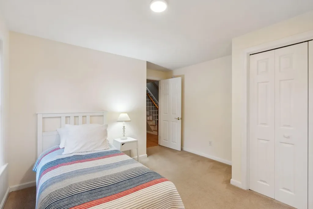 14 Stratford Place Kennebunk ME 04043