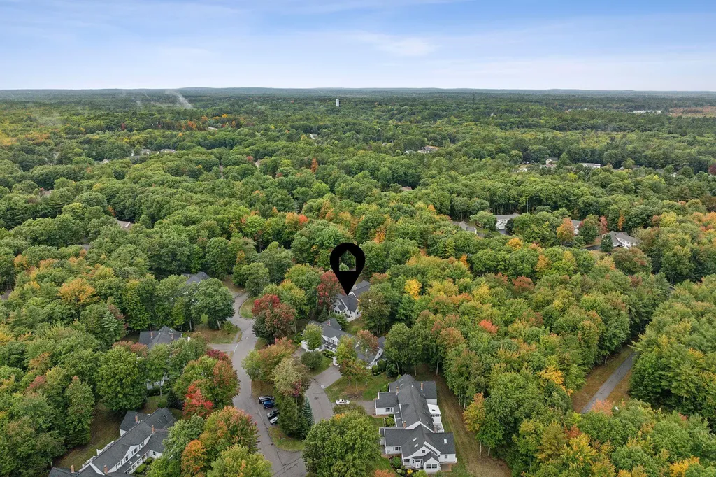 14 Stratford Place Kennebunk ME 04043