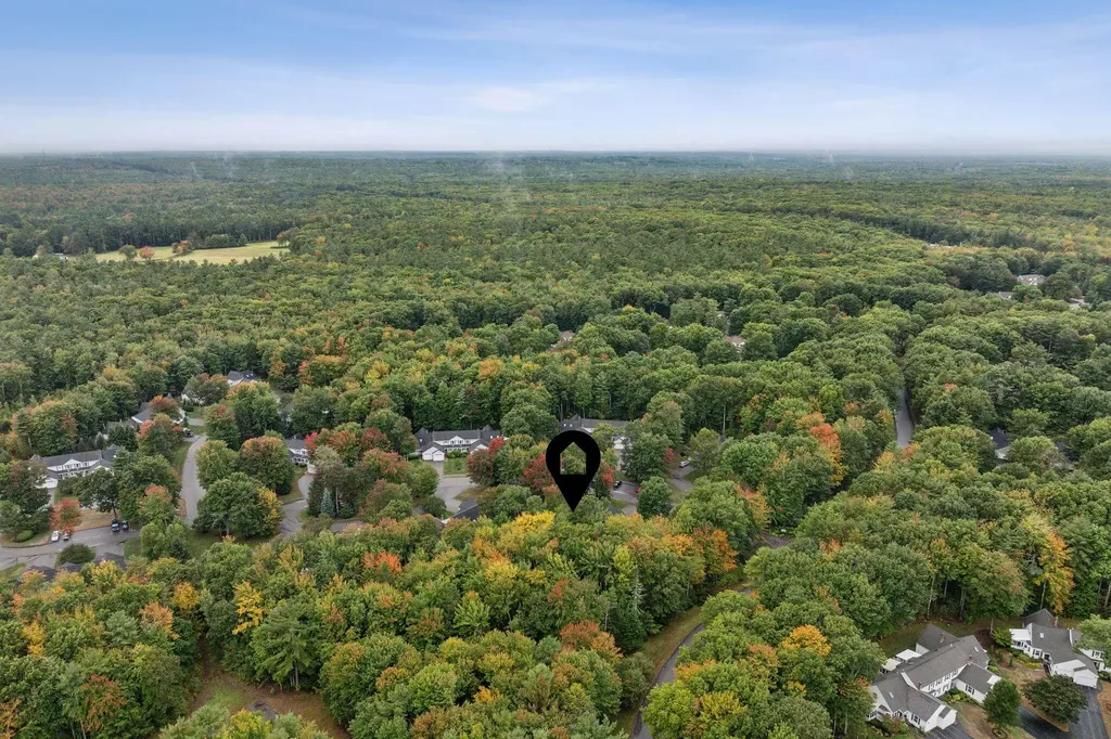 14 Stratford Place Kennebunk ME 04043