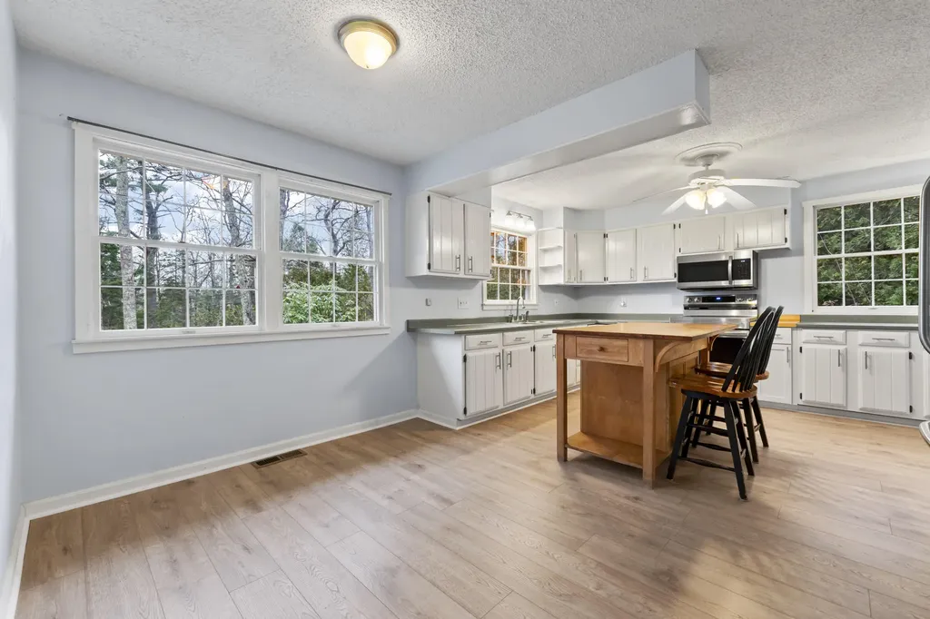 508 Hope Road Camden ME 04843