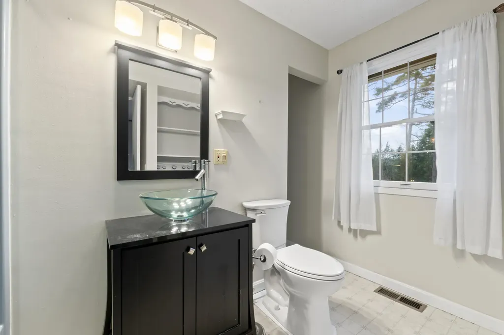 508 Hope Road Camden ME 04843