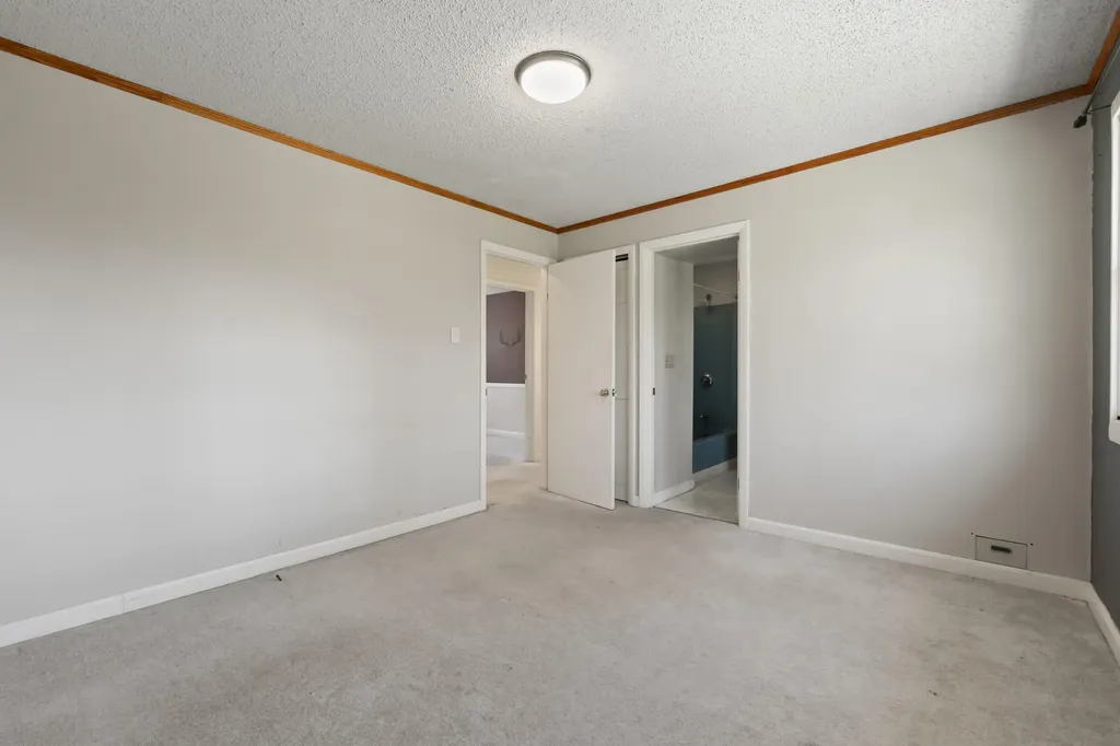 508 Hope Road Camden ME 04843