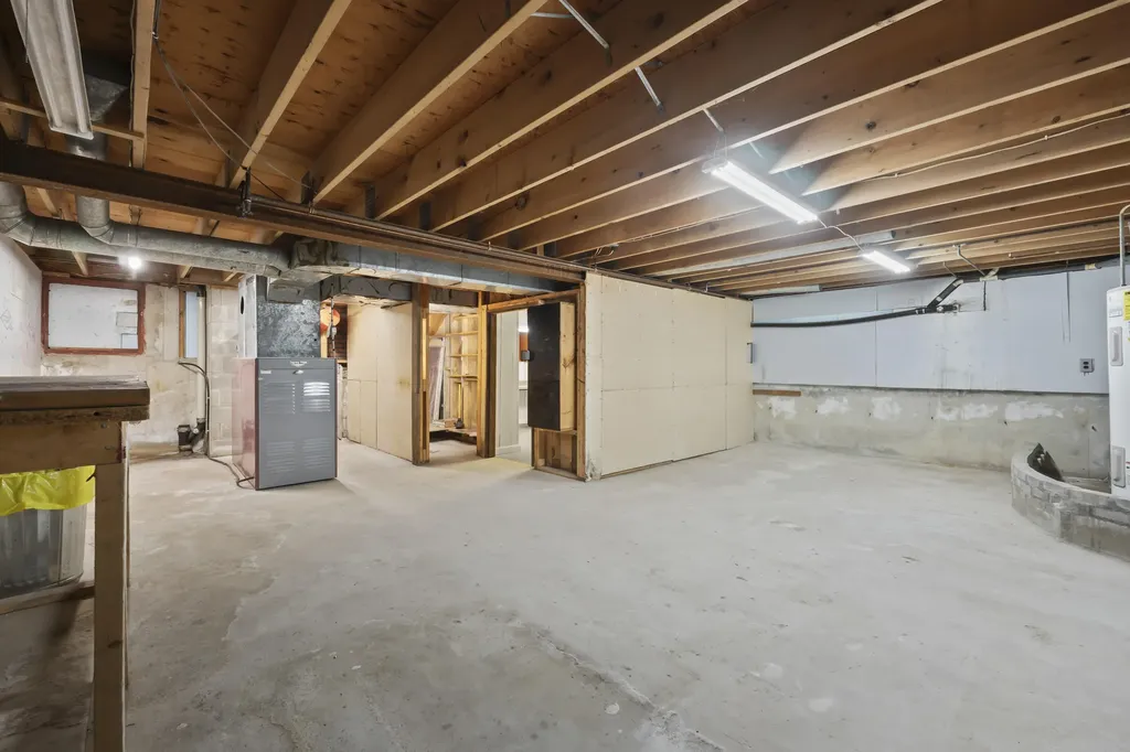 508 Hope Road Camden ME 04843