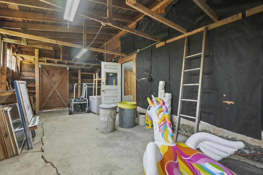 508 Hope Road Camden ME 04843