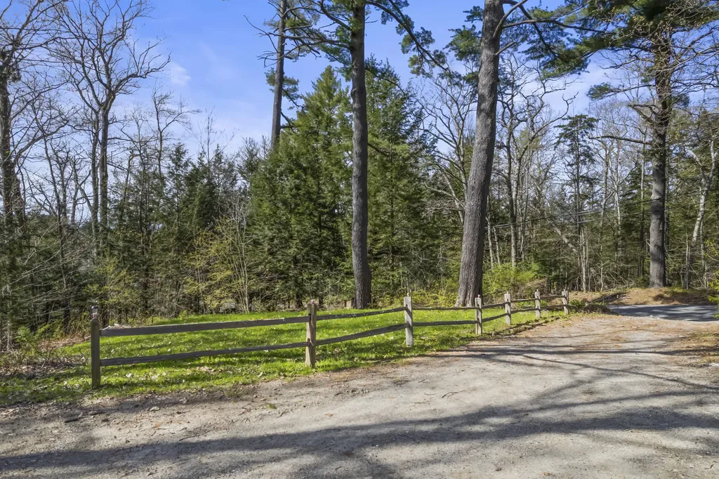 508 Hope Road Camden ME 04843