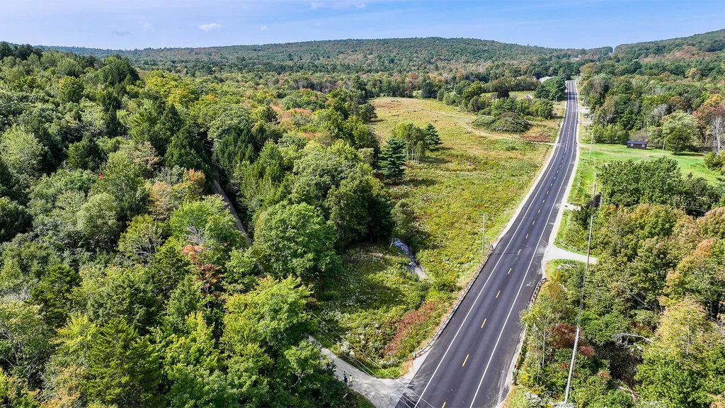 1079 Belfast Road Knox ME 04986