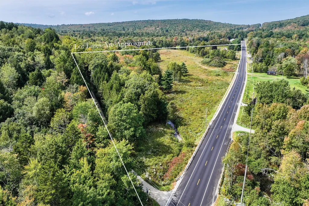 1079 Belfast Road Knox ME 04986