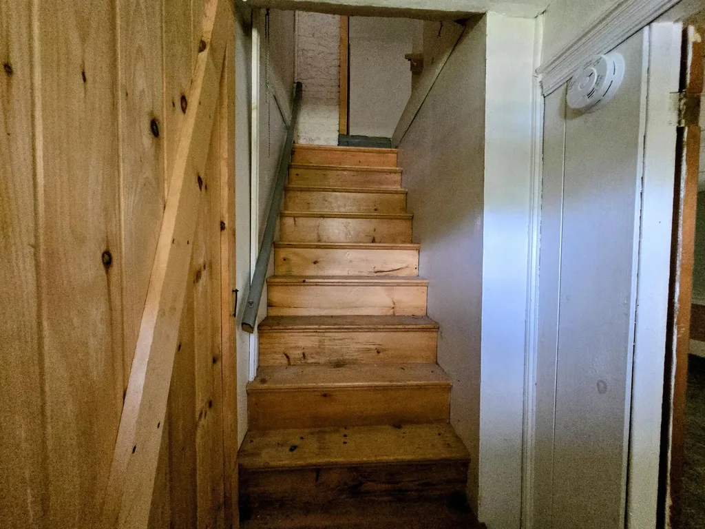 1079 Belfast Road Knox ME 04986