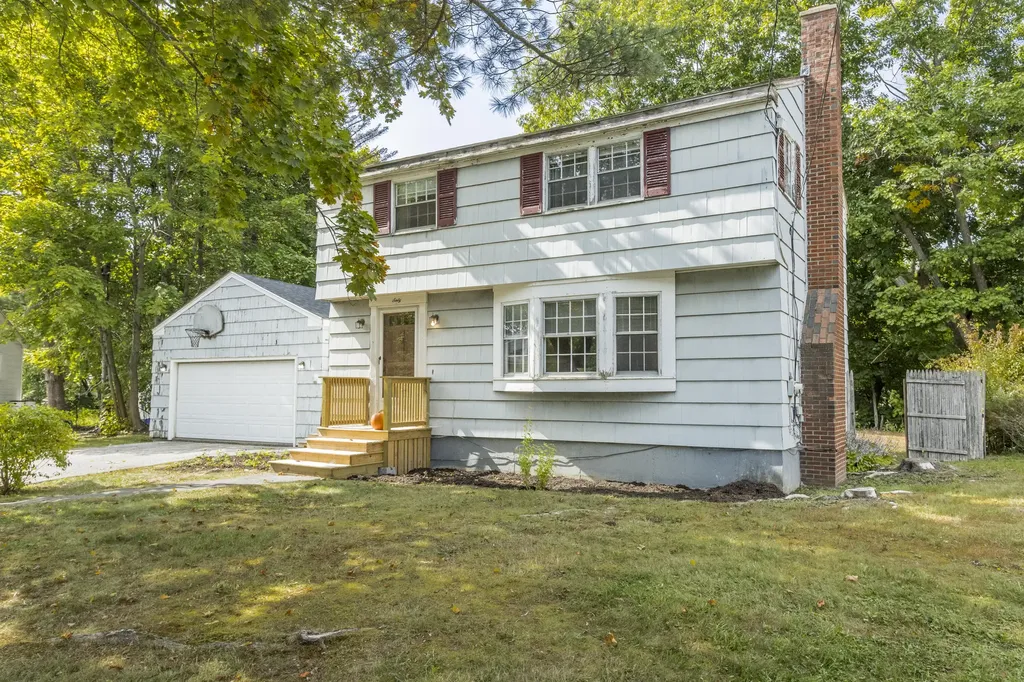 60 Alden Circle Portland ME 04102