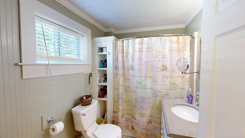 29 Park Street Lisbon ME 04250