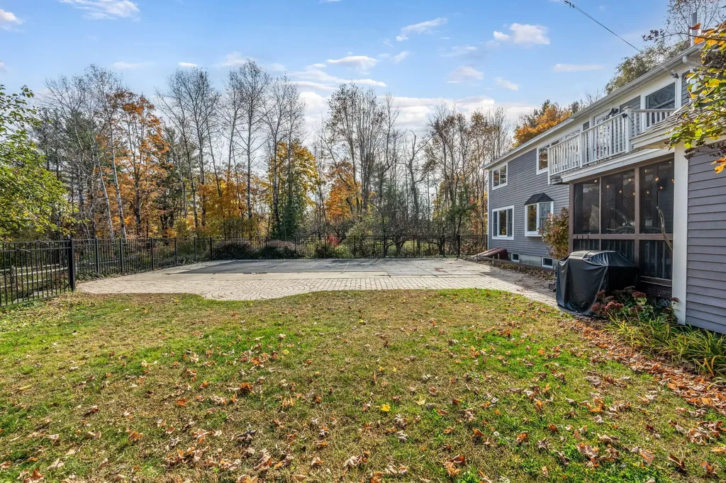 319 Main Road S Hampden ME 04444