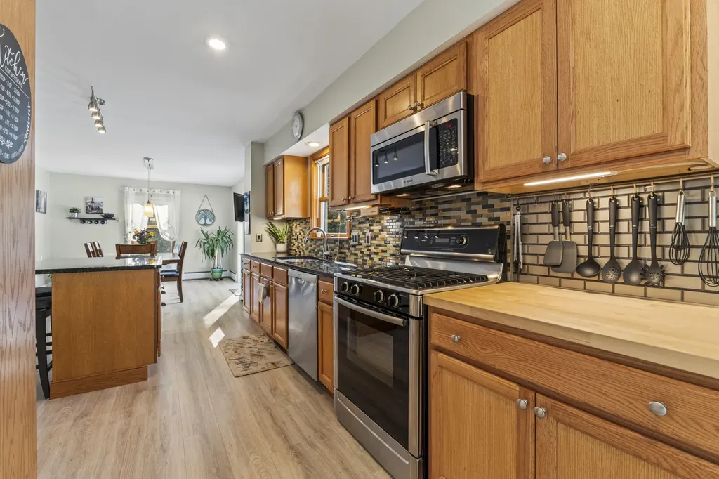 57 Deer Run Topsham ME 04086
