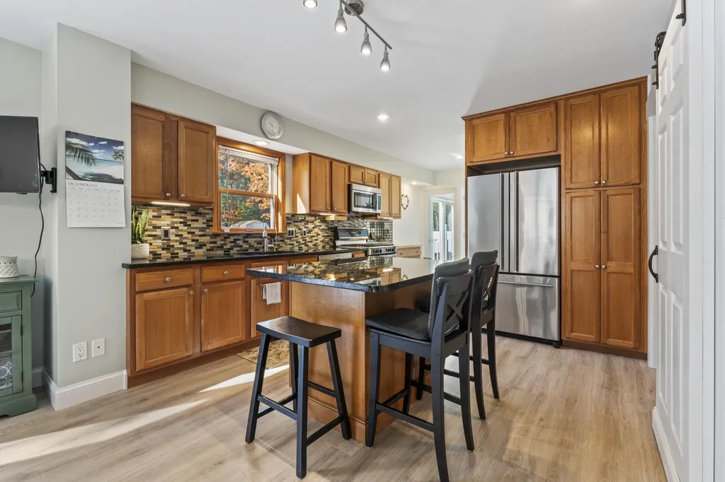 57 Deer Run Topsham ME 04086