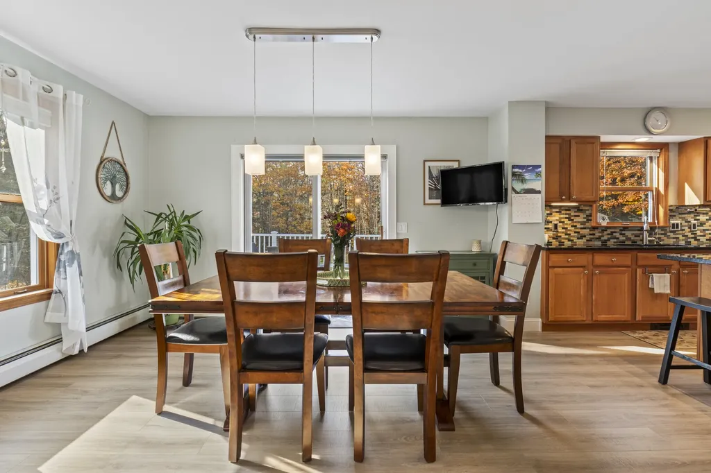 57 Deer Run Topsham ME 04086
