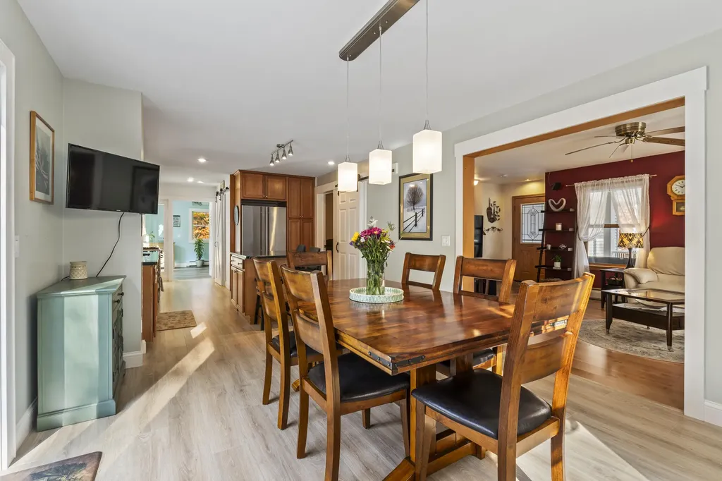 57 Deer Run Topsham ME 04086
