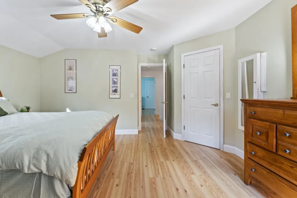 57 Deer Run Topsham ME 04086