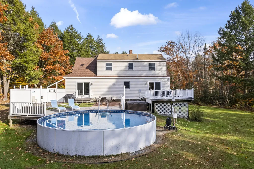 57 Deer Run Topsham ME 04086