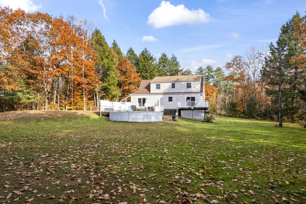 57 Deer Run Topsham ME 04086