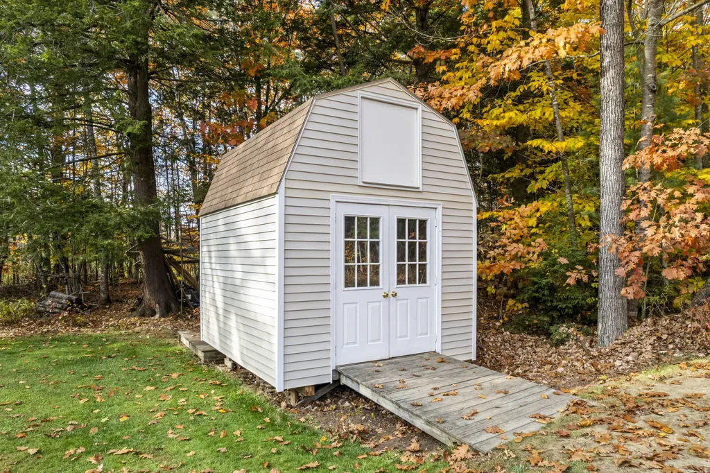 57 Deer Run Topsham ME 04086