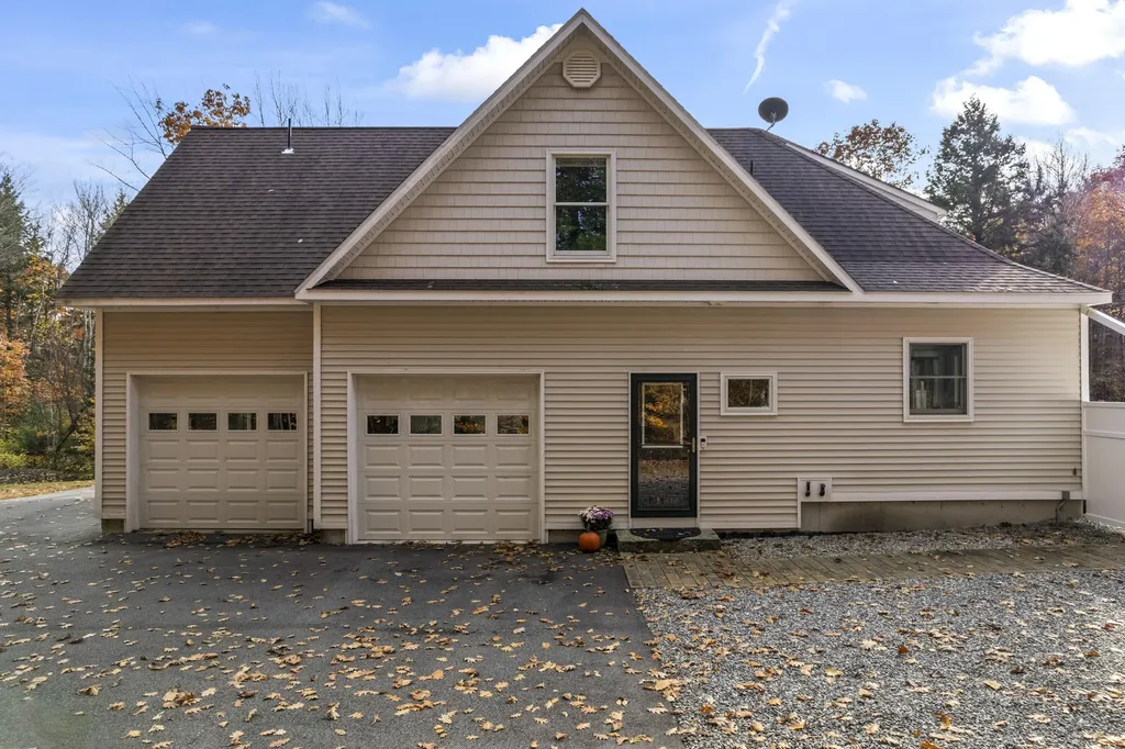57 Deer Run Topsham ME 04086