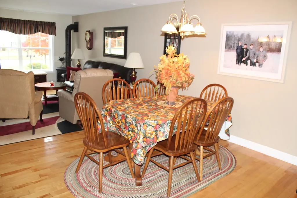 128 Kennebec Drive Farmingdale ME 04344