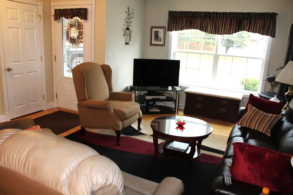 128 Kennebec Drive Farmingdale ME 04344