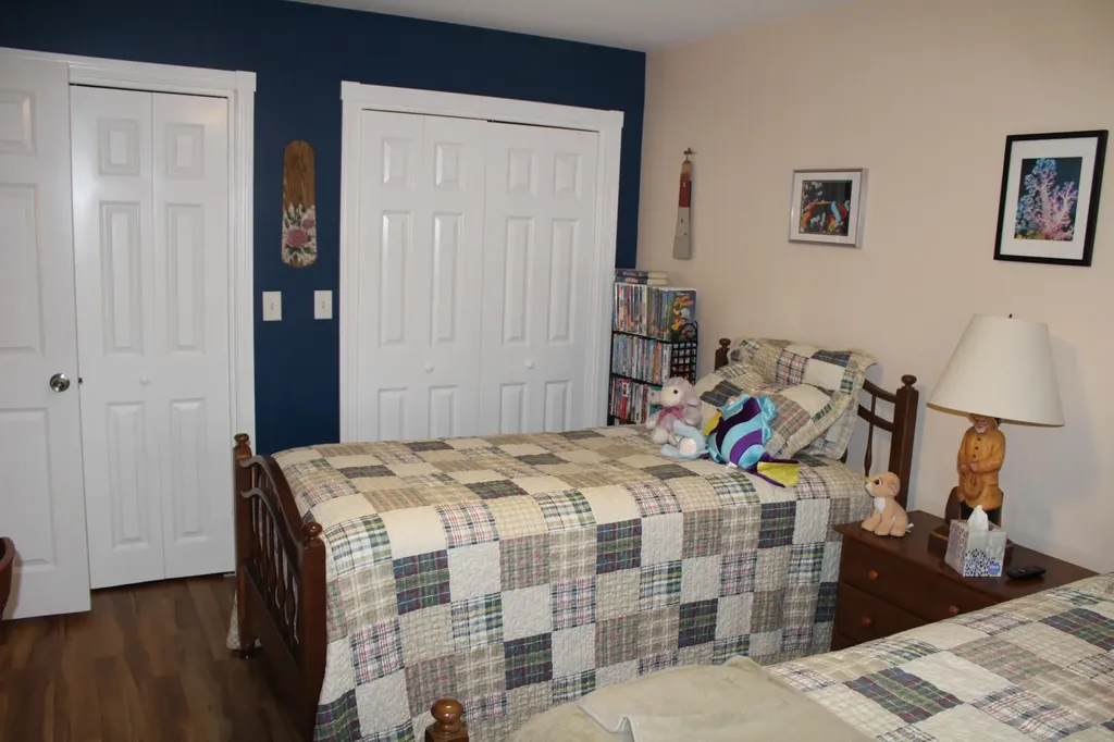 128 Kennebec Drive Farmingdale ME 04344