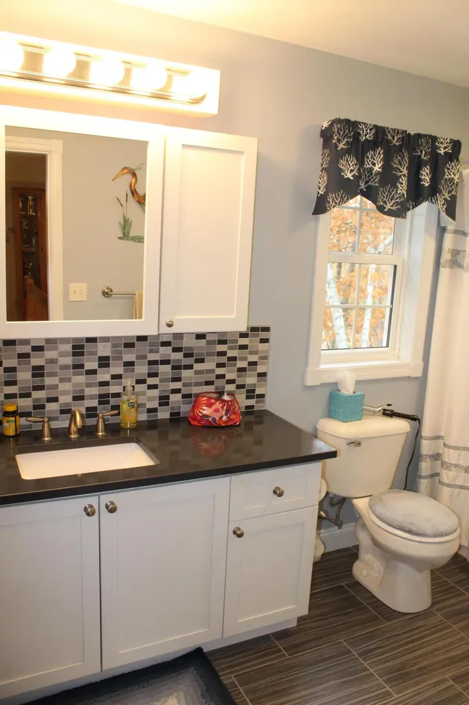128 Kennebec Drive Farmingdale ME 04344