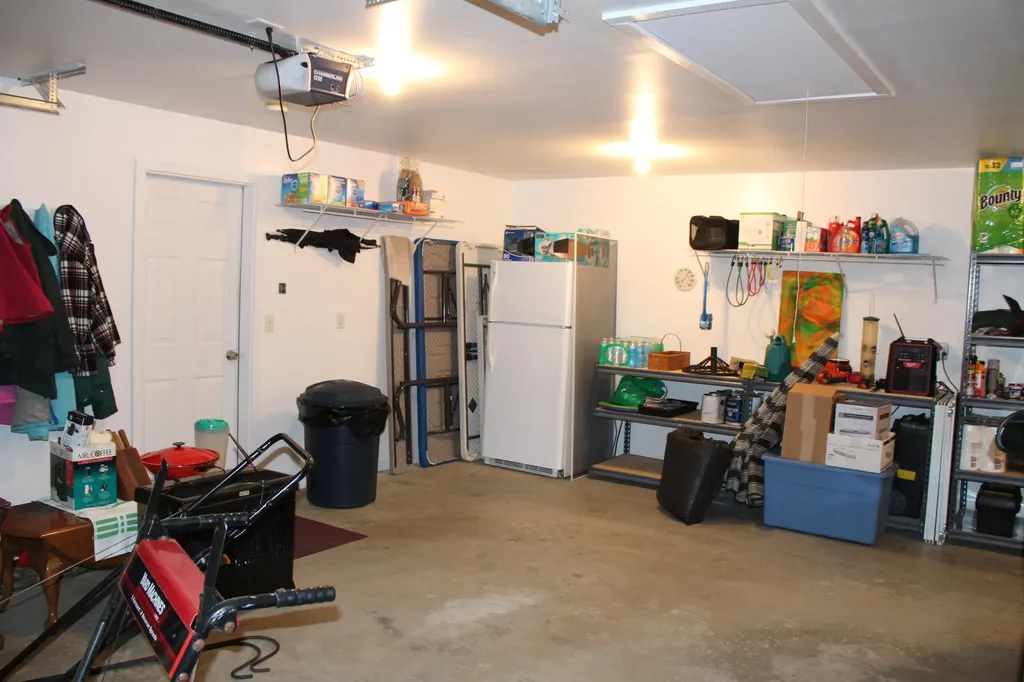 128 Kennebec Drive Farmingdale ME 04344