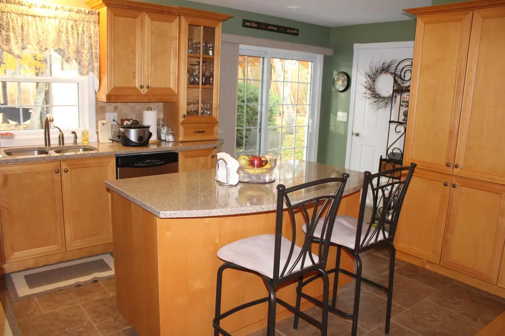 128 Kennebec Drive Farmingdale ME 04344