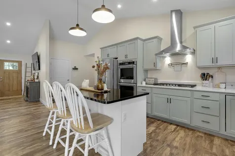 32 Nichols Drive Raymond ME 04071