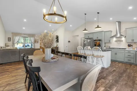 32 Nichols Drive Raymond ME 04071