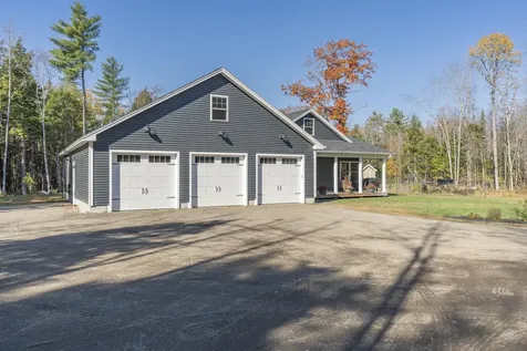 32 Nichols Drive Raymond ME 04071