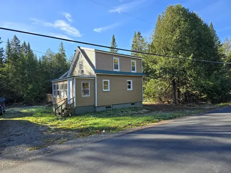 8 Wilcox Road Cary Plt ME 04471