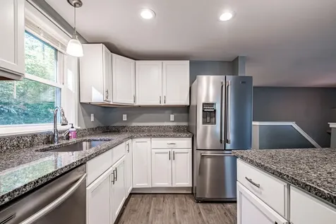 3 Spiller Hill Road Raymond ME 04071